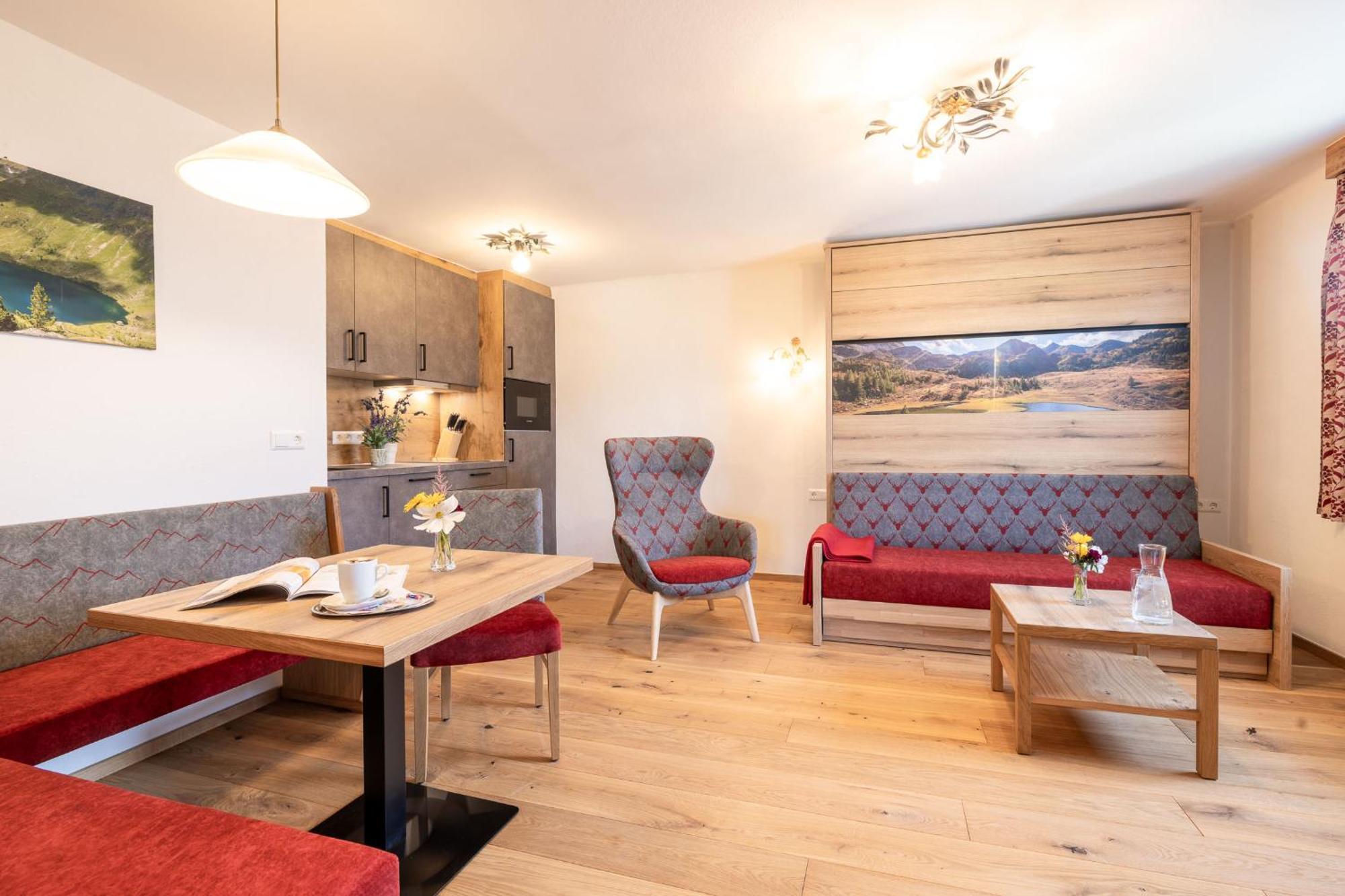 Oerglwirt Ferienwelt - Hotel Post Oerglwirt Mariapfarr Extérieur photo
