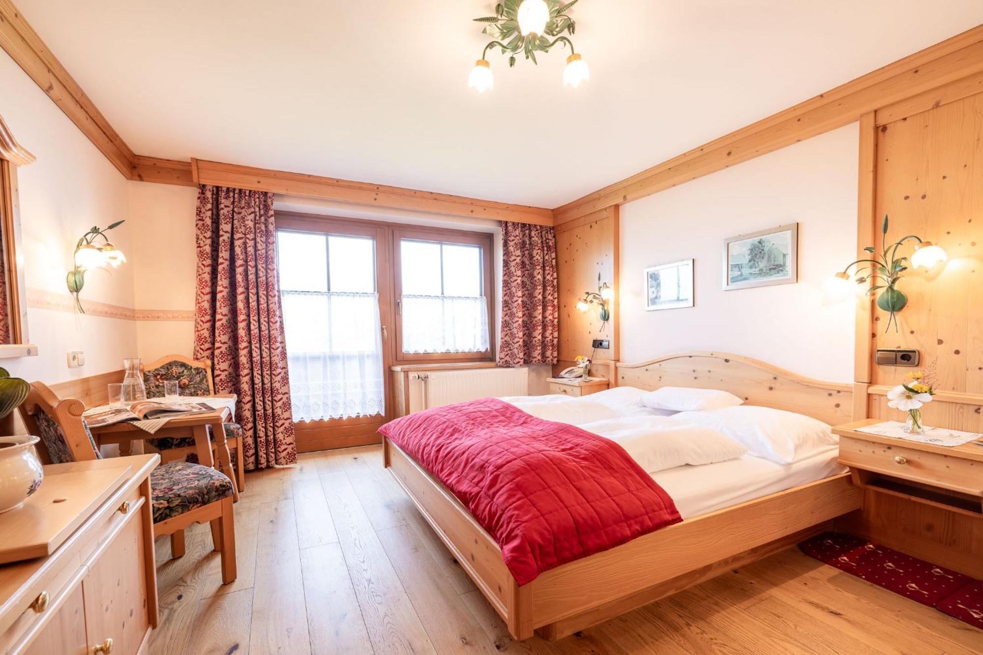 Oerglwirt Ferienwelt - Hotel Post Oerglwirt Mariapfarr Chambre photo