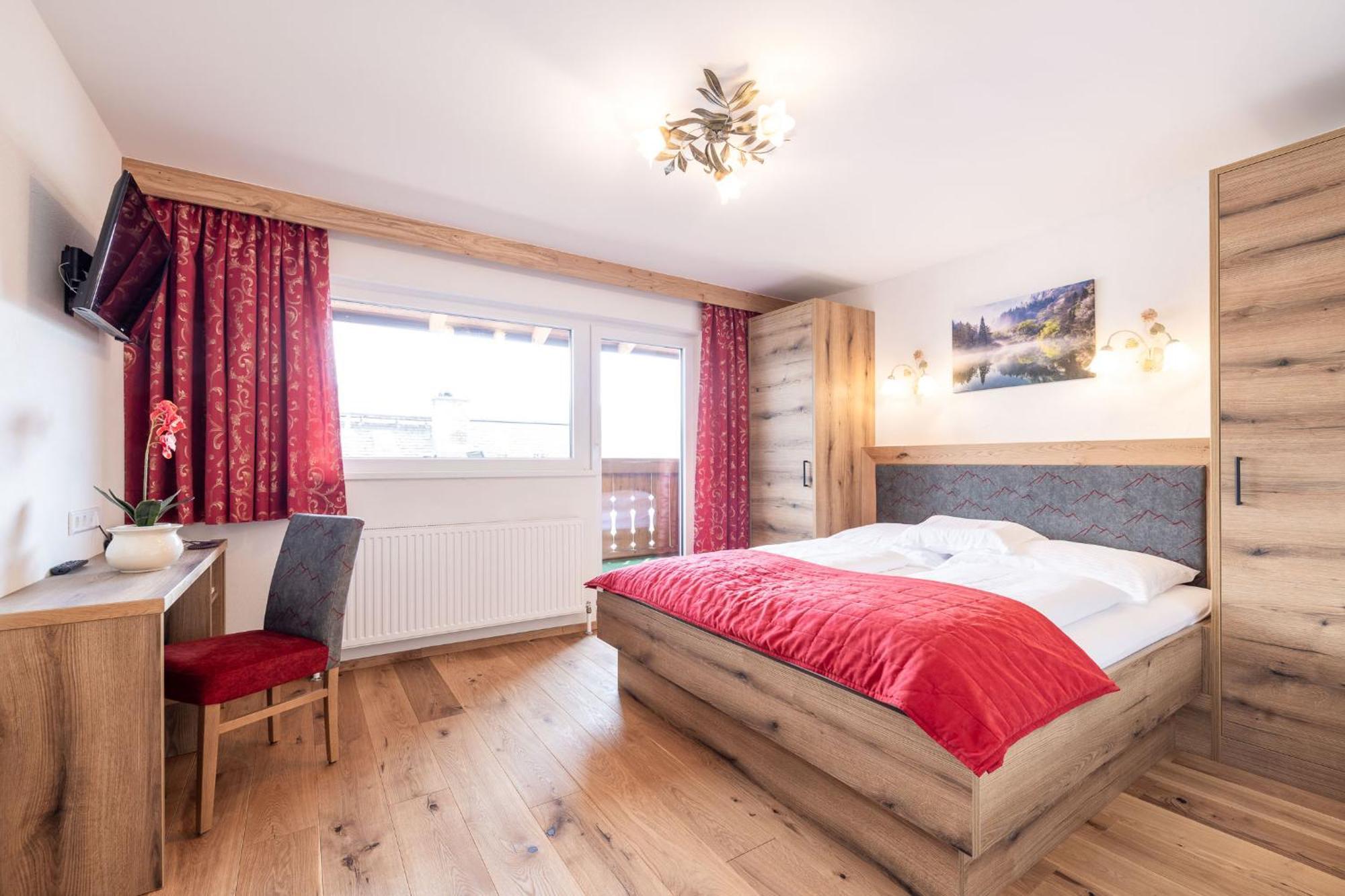 Oerglwirt Ferienwelt - Hotel Post Oerglwirt Mariapfarr Chambre photo